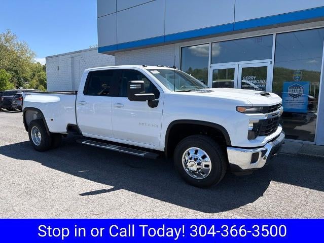 2026 Chevrolet Silverado 3500 HD Crew Cab Long Box 4-Wheel Drive LT