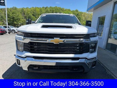 2026 Chevrolet Silverado 3500 HD Crew Cab Long Box 4-Wheel Drive LT