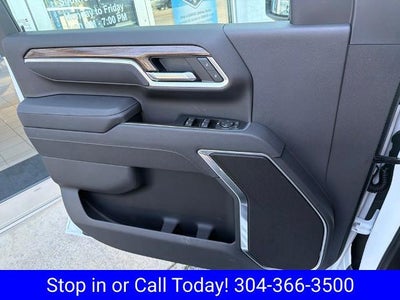 2026 Chevrolet Silverado 3500 HD Crew Cab Long Box 4-Wheel Drive LT
