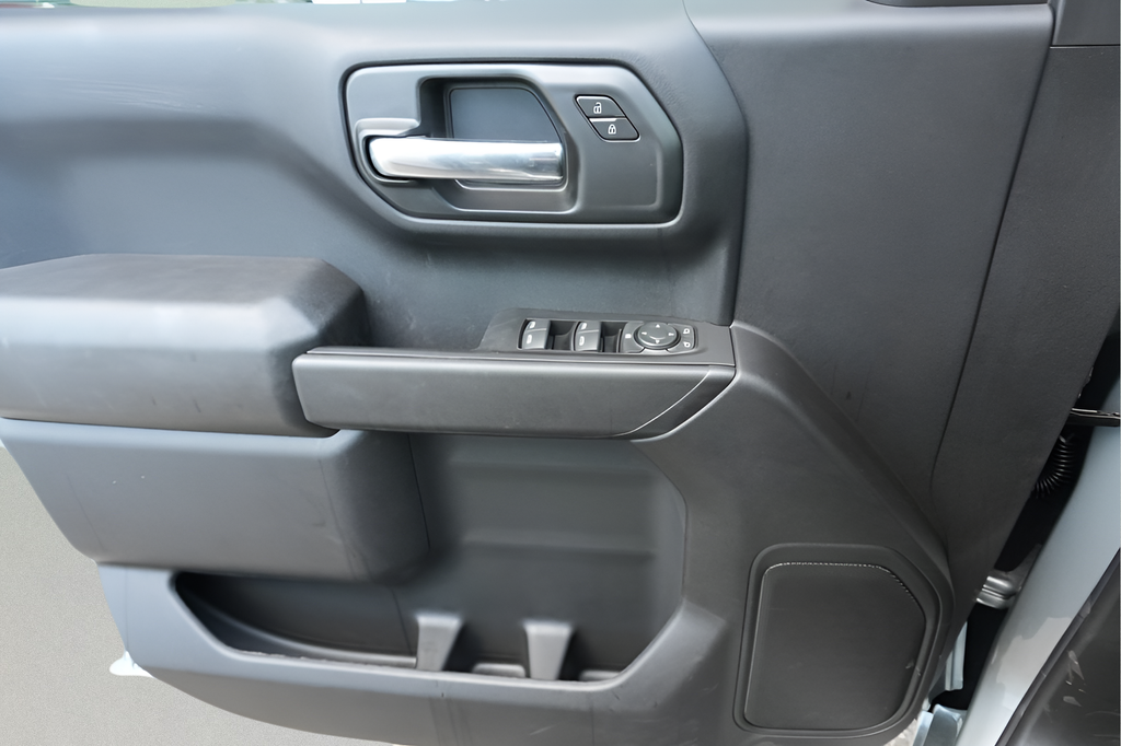 2026 Chevrolet Silverado 1500 Crew Cab Short Box 4-Wheel Drive Custom