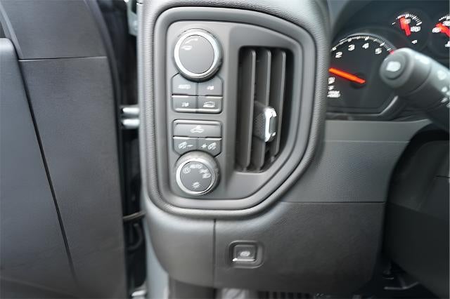 2026 Chevrolet Silverado 1500 Crew Cab Short Box 4-Wheel Drive Custom