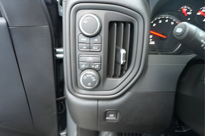 2026 Chevrolet Silverado 1500 Crew Cab Short Box 4-Wheel Drive Custom