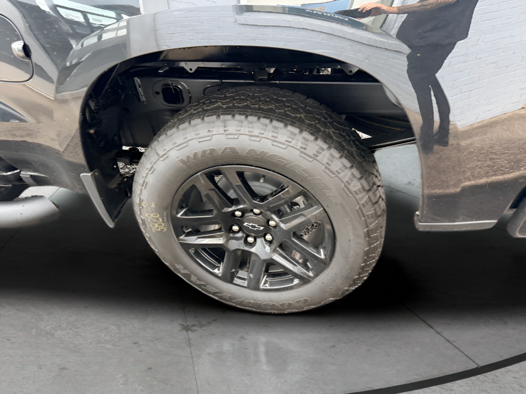 2026 Chevrolet Silverado 1500 Crew Cab Short Box 4-Wheel Drive Custom