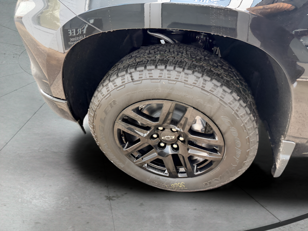 2026 Chevrolet Silverado 1500 Crew Cab Short Box 4-Wheel Drive Custom