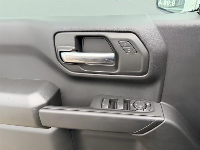 2026 Chevrolet Silverado 1500 Crew Cab Short Box 4-Wheel Drive Custom