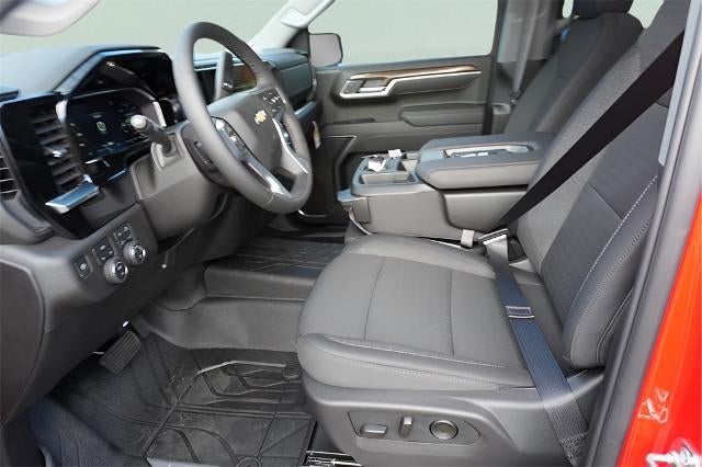 2026 Chevrolet Silverado 1500 Crew Cab Short Box 4-Wheel Drive LT 1LT