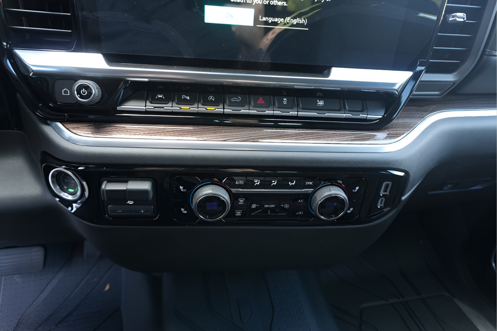 2026 Chevrolet Silverado 1500 Crew Cab Short Box 4-Wheel Drive LT 1LT