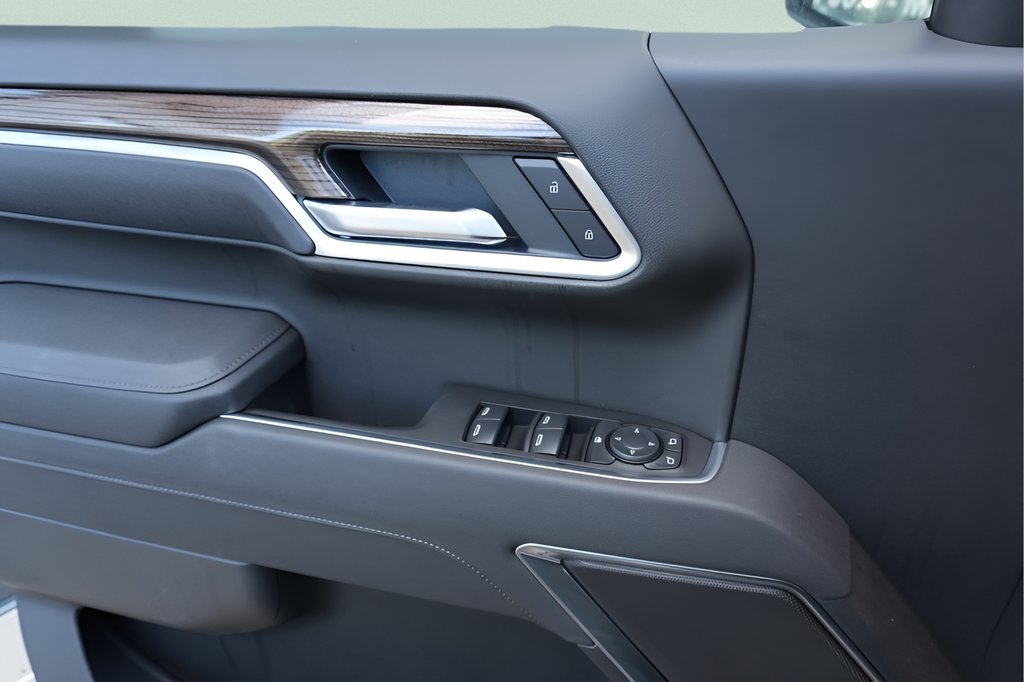 2026 Chevrolet Silverado 1500 Crew Cab Short Box 4-Wheel Drive LT 1LT