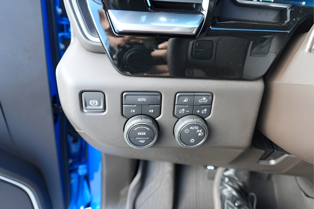 2026 Chevrolet Silverado 1500 Crew Cab Standard Box 4-Wheel Drive LT