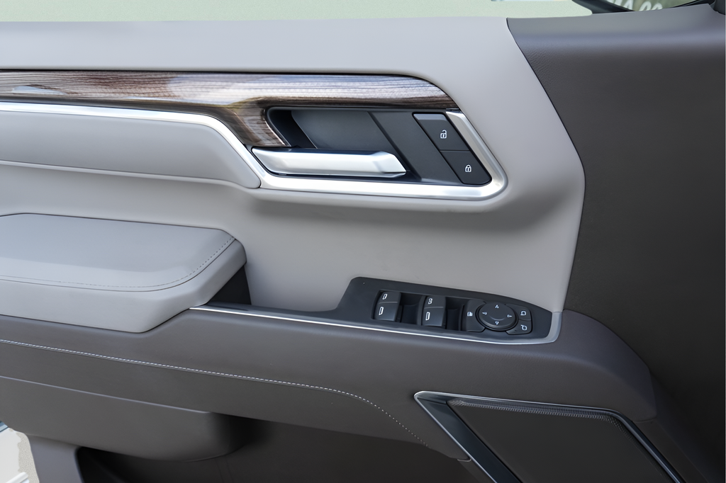 2026 Chevrolet Silverado 1500 Crew Cab Short Box 4-Wheel Drive LT 1LT