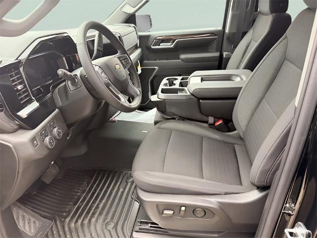 2026 Chevrolet Silverado 1500 Crew Cab Short Box 4-Wheel Drive LT 1LT