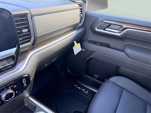 2026 Chevrolet Silverado 1500 Crew Cab Short Box 4-Wheel Drive RST