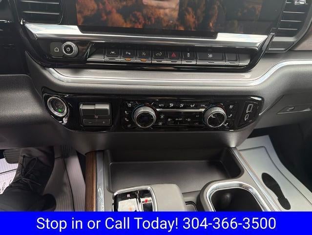 2026 Chevrolet Silverado 1500 Crew Cab Short Box 4-Wheel Drive High Country