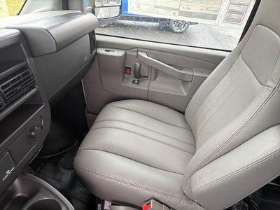 2025 Chevrolet Express Cargo 2500 2500 Regular Wheelbase Rear-Wheel Drive