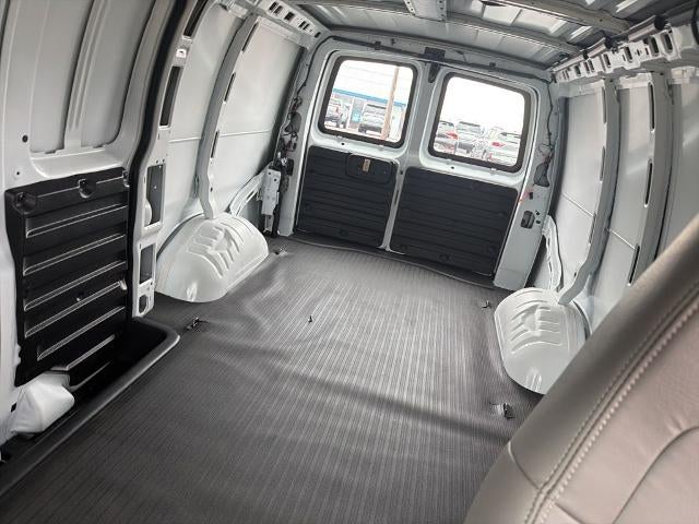 2025 Chevrolet Express Cargo 2500 2500 Regular Wheelbase Rear-Wheel Drive