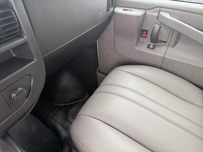 2025 Chevrolet Express Cargo 2500 2500 Regular Wheelbase Rear-Wheel Drive