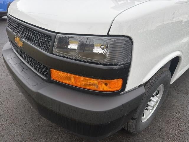 2025 Chevrolet Express Cargo 2500 2500 Regular Wheelbase Rear-Wheel Drive