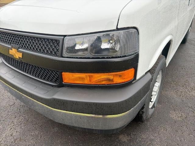 2025 Chevrolet Express Cargo 3500 3500 Regular Wheelbase Rear-Wheel Drive