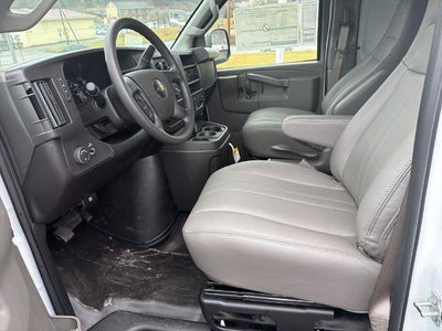 2025 Chevrolet Express Cargo 3500 3500 Regular Wheelbase Rear-Wheel Drive