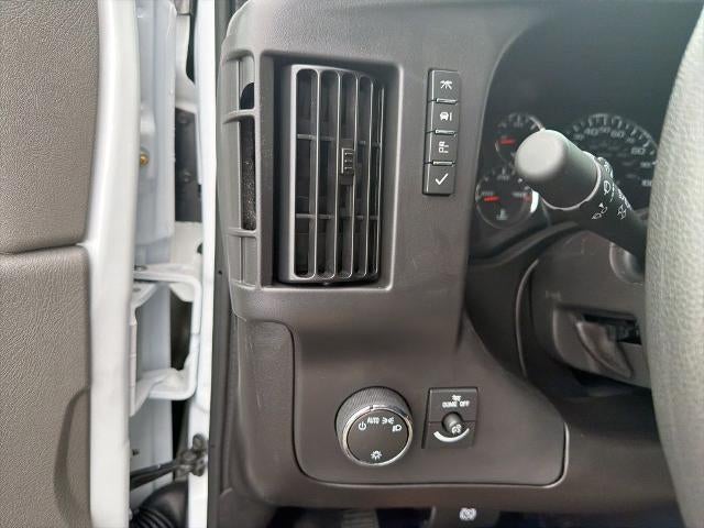 2025 Chevrolet Express Cargo 3500 3500 Regular Wheelbase Rear-Wheel Drive