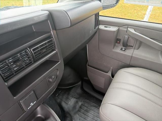 2025 Chevrolet Express Cargo 3500 3500 Regular Wheelbase Rear-Wheel Drive