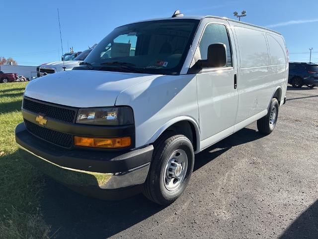 2025 Chevrolet Express Cargo 3500 3500 Regular Wheelbase Rear-Wheel Drive