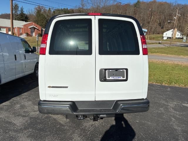 2025 Chevrolet Express Cargo 3500 3500 Regular Wheelbase Rear-Wheel Drive