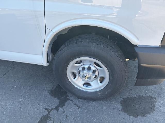 2025 Chevrolet Express Cargo 3500 3500 Regular Wheelbase Rear-Wheel Drive