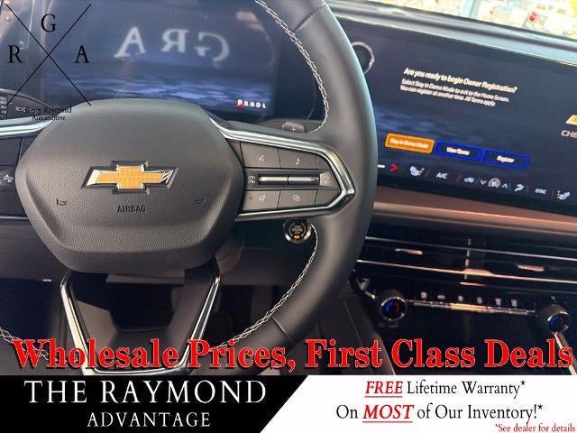 2027 Chevrolet Traverse LT w/2LT