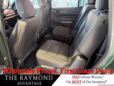 2027 Chevrolet Traverse LT w/2LT