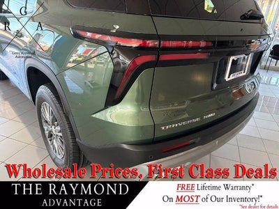 2027 Chevrolet Traverse LT w/2LT