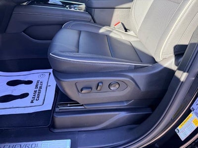 2026 Chevrolet Suburban 4WD Premier