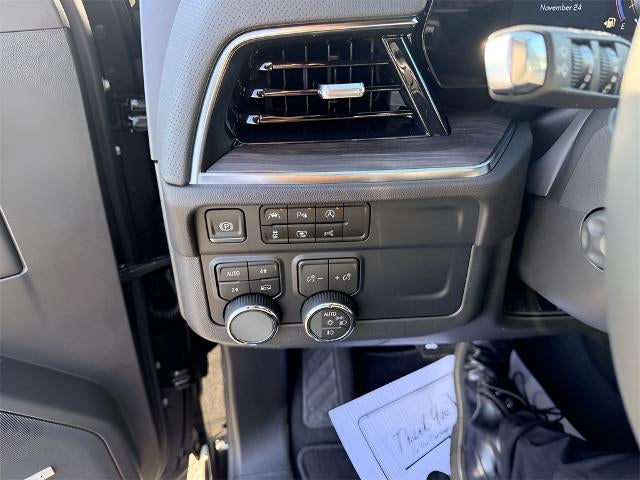 2026 Chevrolet Suburban 4WD Premier