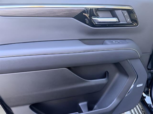 2026 Chevrolet Suburban 4WD Premier