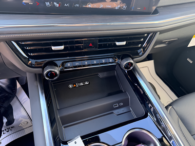 2026 Chevrolet Suburban 4WD Premier