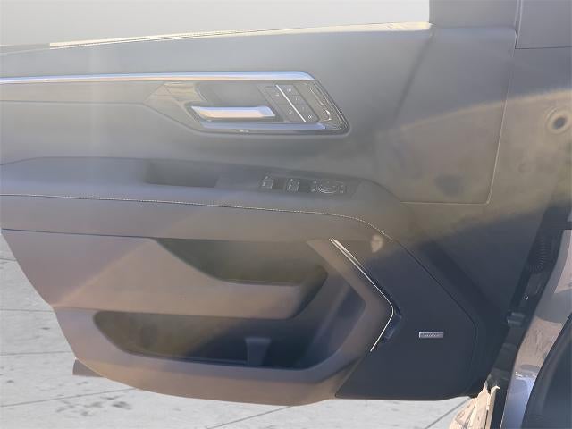 2026 Chevrolet Suburban 4WD Premier