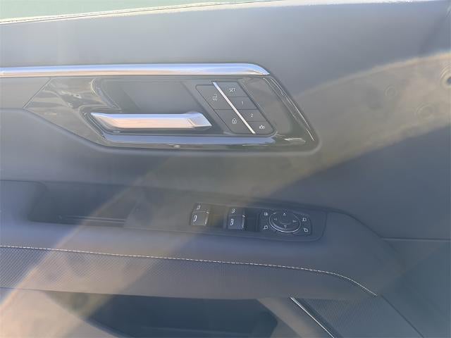 2026 Chevrolet Suburban 4WD Premier