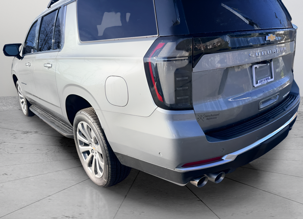 2026 Chevrolet Suburban 4WD Premier