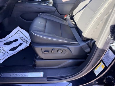 2026 Chevrolet Suburban 4WD Premier