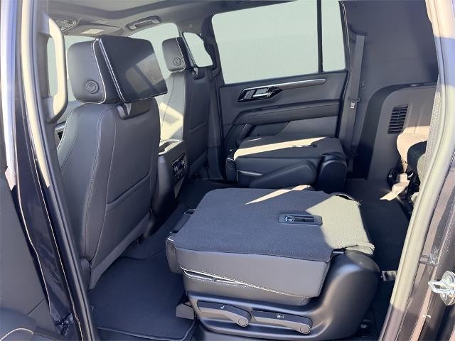 2026 Chevrolet Suburban 4WD Premier