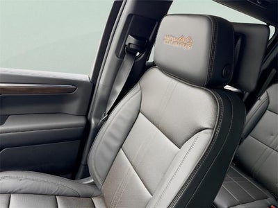 2026 Chevrolet Suburban 4WD High Country