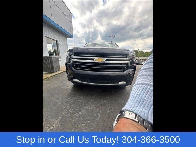 2023 Chevrolet Suburban LT