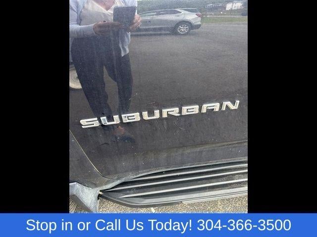 2023 Chevrolet Suburban LT