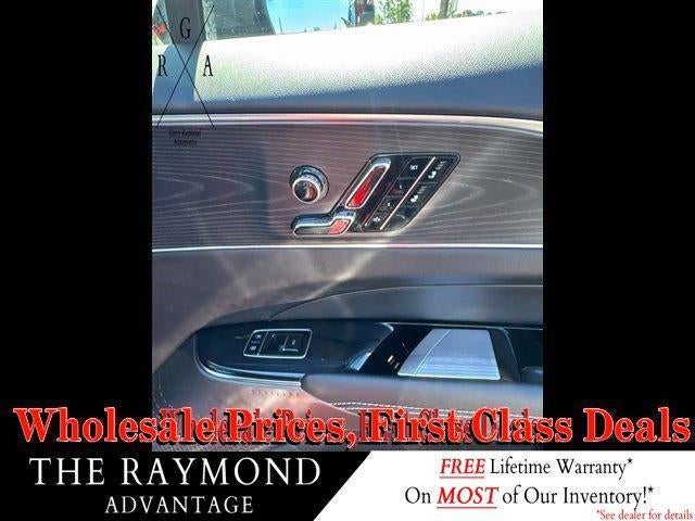 2025 Cadillac LYRIQ Sport