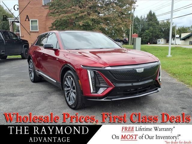 2025 Cadillac LYRIQ Sport