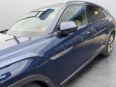 2023 Volkswagen Atlas Cross Sport 3.6L V6 SEL Premium R-Line