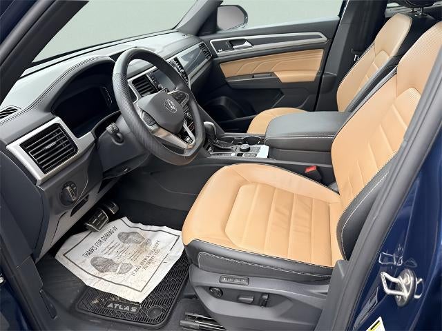 2023 Volkswagen Atlas Cross Sport 3.6L V6 SEL Premium R-Line