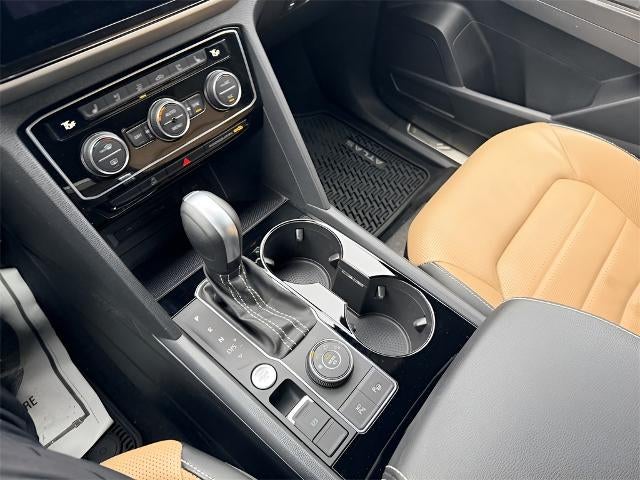 2023 Volkswagen Atlas Cross Sport 3.6L V6 SEL Premium R-Line