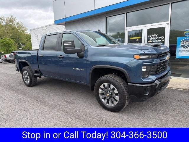 2026 Chevrolet Silverado 2500 HD Crew Cab Standard Box 4-Wheel Drive Custom