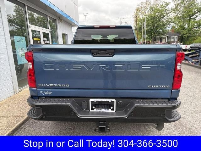 2026 Chevrolet Silverado 2500 HD Crew Cab Standard Box 4-Wheel Drive Custom